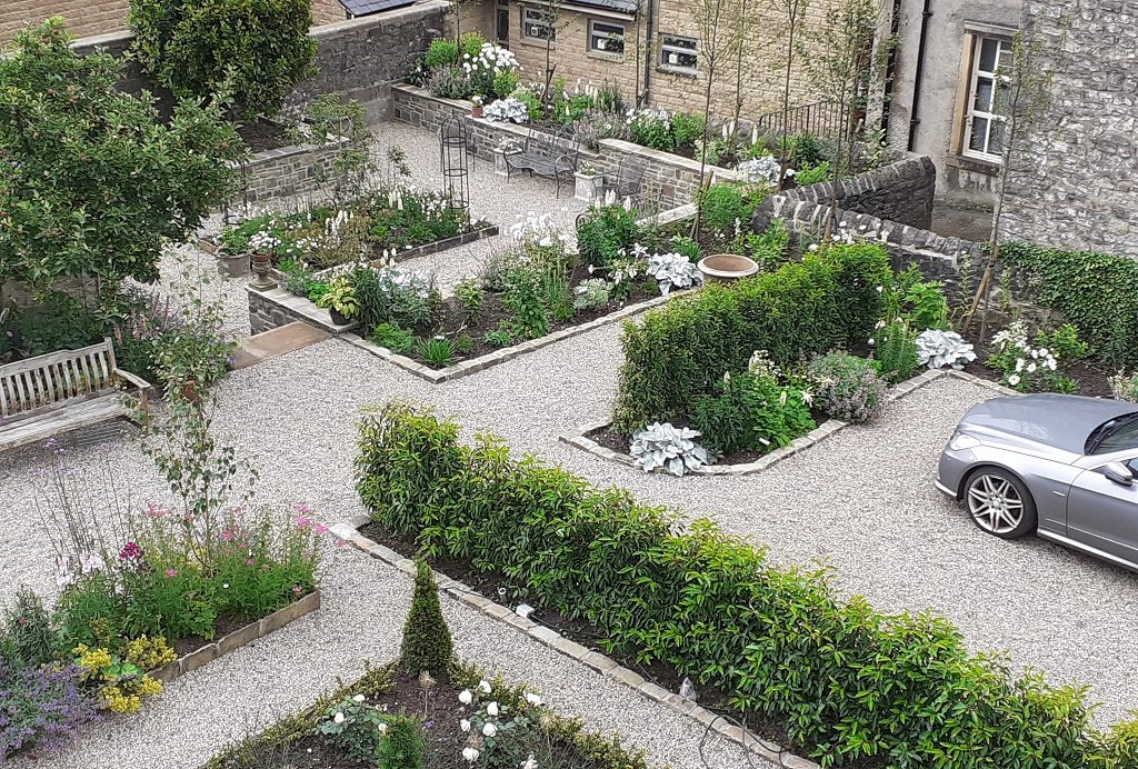 Portfolio image of garden.